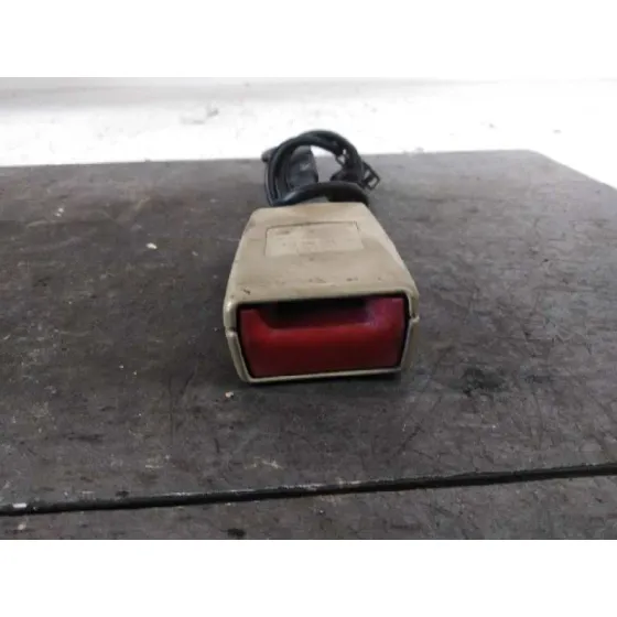Enganche Cinturon para Audi A8 (4E2)