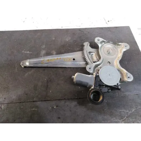 Elevalunas Trasero Izquierdo para Toyota Rav 4 (A3)
