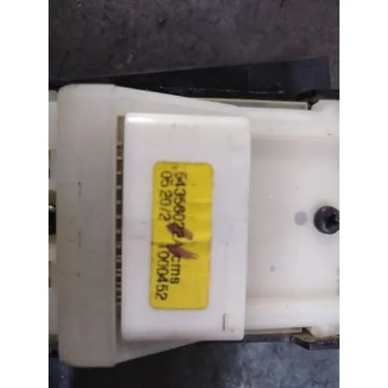 Mando Elevalunas Delantero Izquierdo para Toyota Avensis Berlina (T25)