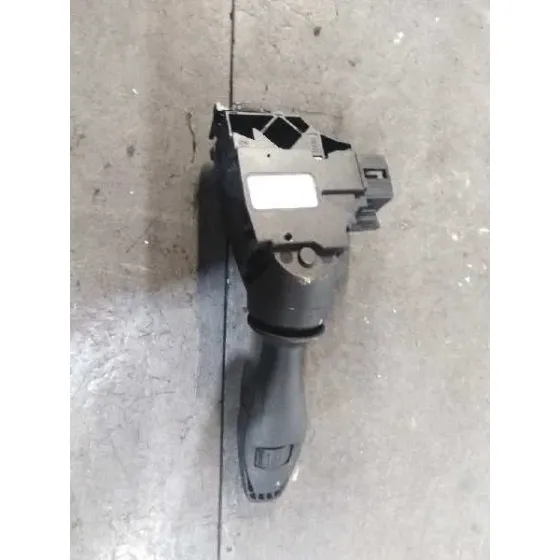 Mando Limpia para Ford Fiesta (Cb1)
