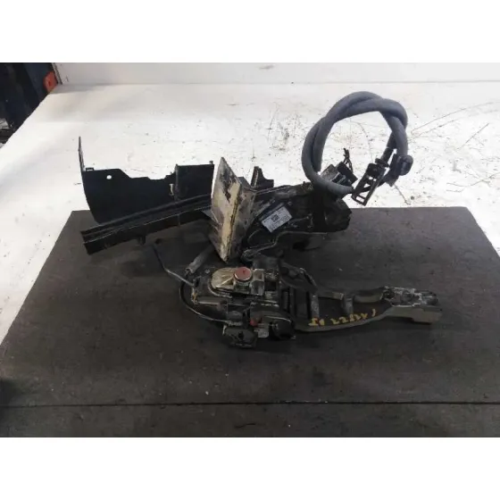 Cerradura Puerta Delantera Izquierda para Ford Focus Lim. (Cb8)