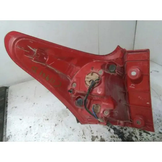 Piloto Trasero Derecho para Toyota Auris