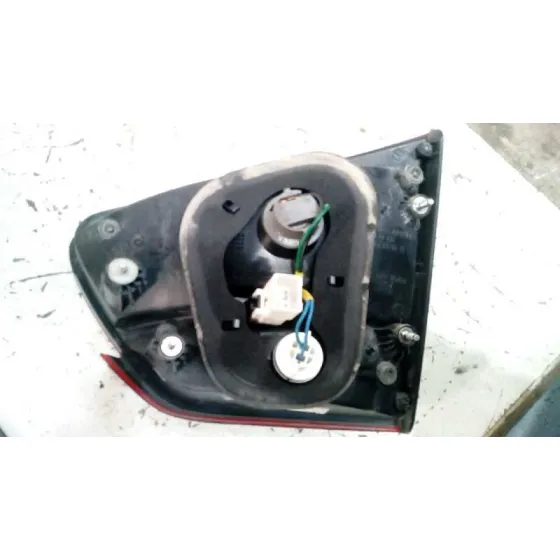Piloto Trasero Izquierdo Interior para Kia Carens ( )