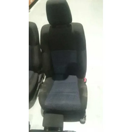 Juego Asientos Completo para Toyota Auris