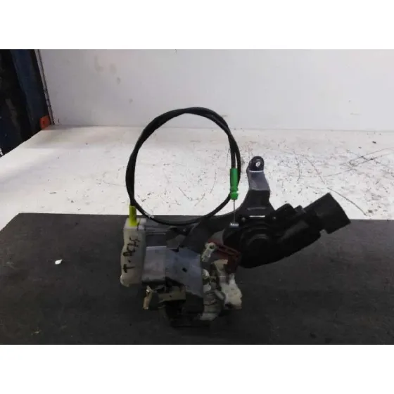 Cerradura Puerta Trasera Derecha para Toyota Aygo (Kgb/Wnb)