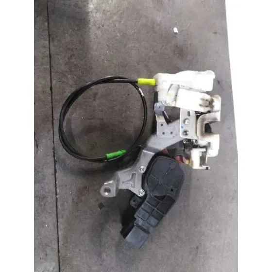 Cerradura Puerta Trasera Derecha para Toyota Aygo (Kgb/Wnb)