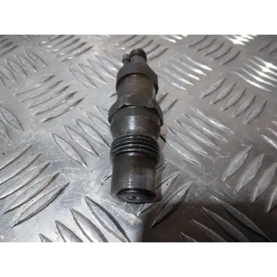 Inyector para Renault Rapid/Express (F40)