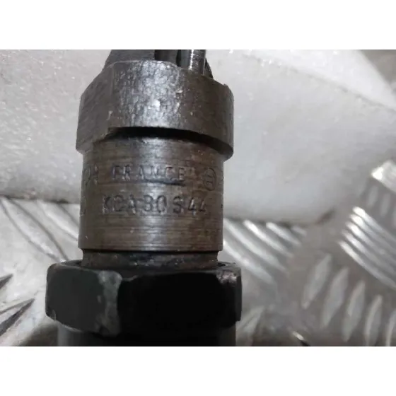 Inyector para Renault Rapid/Express (F40)