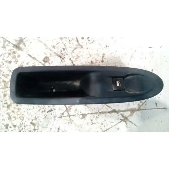 Mando Elevalunas Trasero Izquierdo para Citroën C4 Lim.