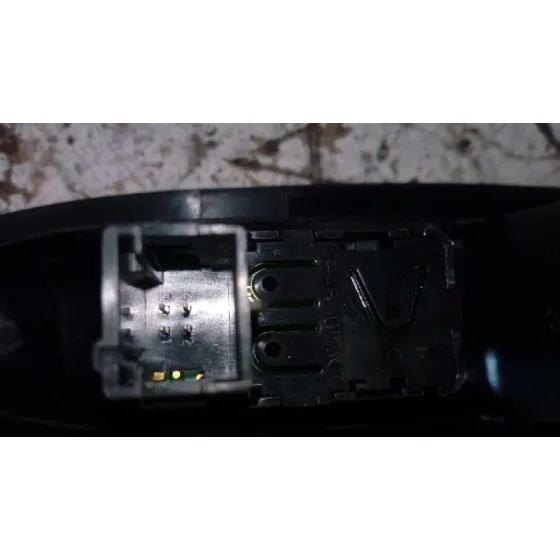 Mando Elevalunas Trasero Derecho para Citroën C4 Lim.