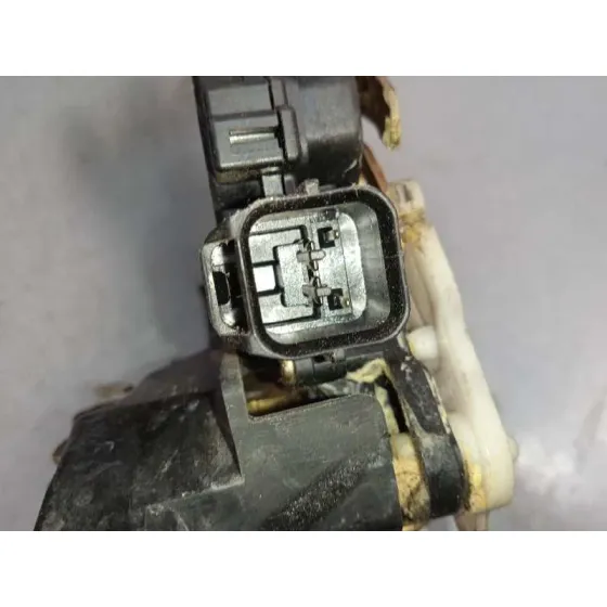 Cerradura Puerta Trasera Derecha para Mitsubishi Colt Berlina 5 (Z30A)