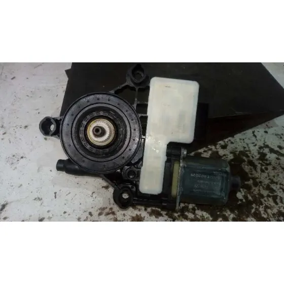 Motor Elevalunas Trasero Derecho para Seat Leon St (5F8)