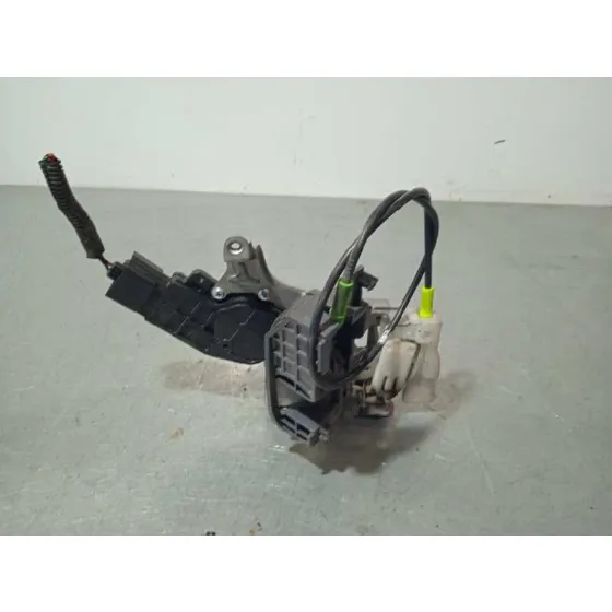 Cerradura Puerta Trasera Derecha para Toyota Aygo (Kgb/Wnb)