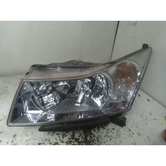 Faro Izquierdo para Chevrolet Cruze