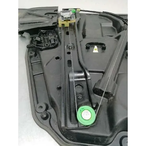 Elevalunas Delantero Derecho para Mercedes-Benz Clase B (W246)