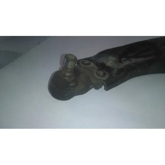 Brazo Suspension Inferior Delantero Izquierdo para Kia Carens ( )