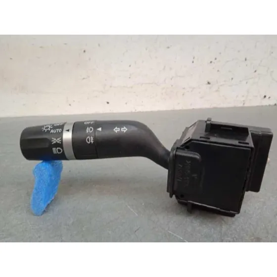 Mando Luces para Mazda 3 Lim. (Bl)