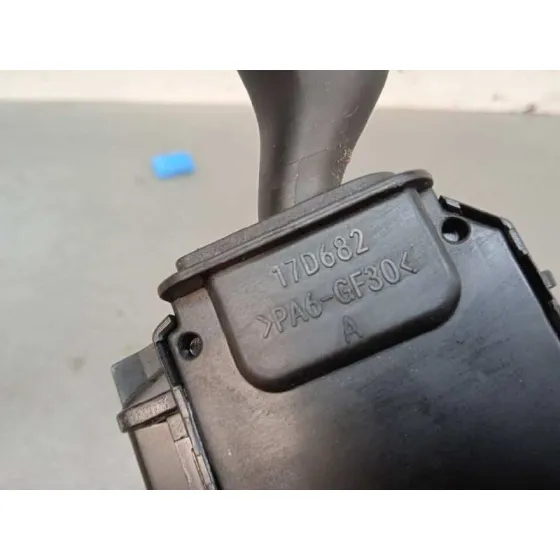 Mando Luces para Mazda 3 Lim. (Bl)