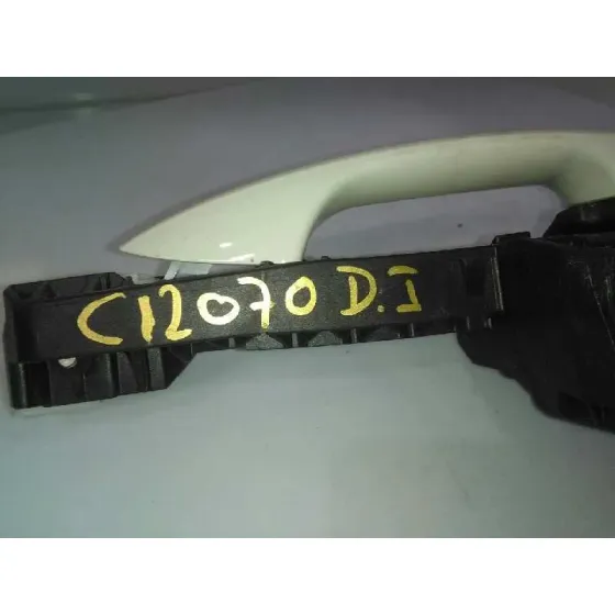 Maneta Exterior Delantera Izquierda para Mercedes-Benz Clase Gla (W156)
