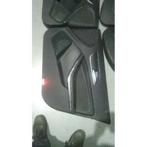 Juego Tapizados / Cartoneras para Mercedes-Benz Clase Gla (W156)
