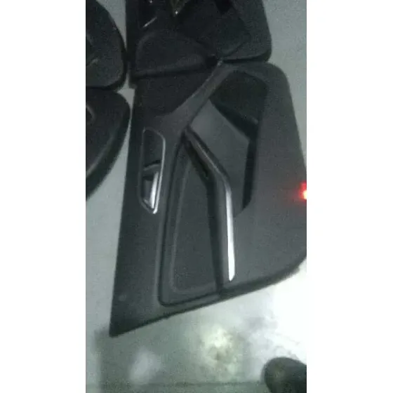 Juego Tapizados / Cartoneras para Mercedes-Benz Clase Gla (W156)