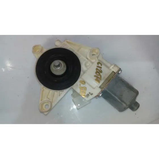 Motor Elevalunas Delantero Derecho para Mercedes-Benz Clase Gla (W156)