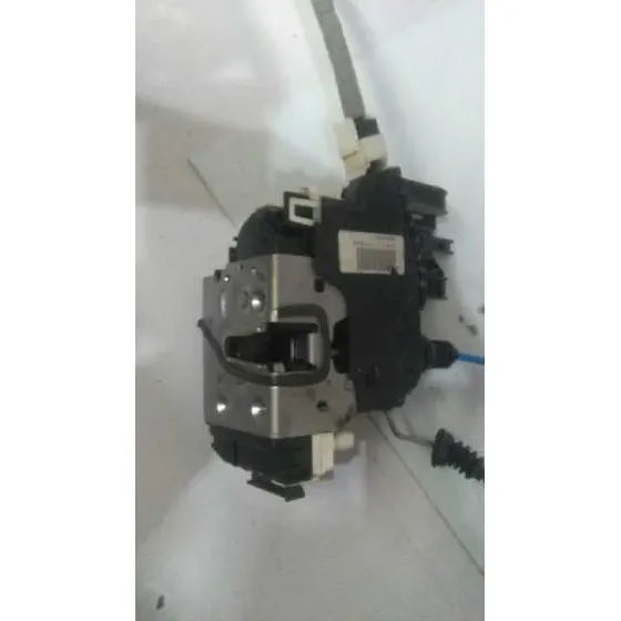 Cerradura Puerta Delantera Derecha para Mercedes-Benz Clase Gla (W156)