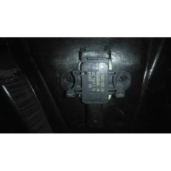 Elevalunas Delantero Derecho para Mercedes-Benz Clase Gla (W156)