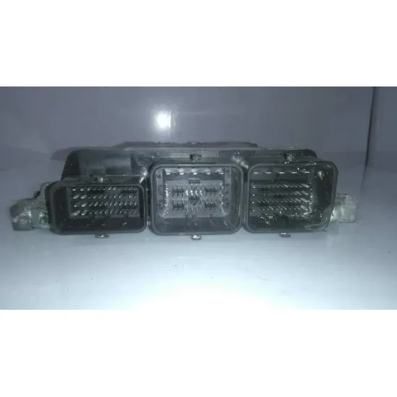 Centralita Motor Uce para Ford Focus Lim. (Cb8)