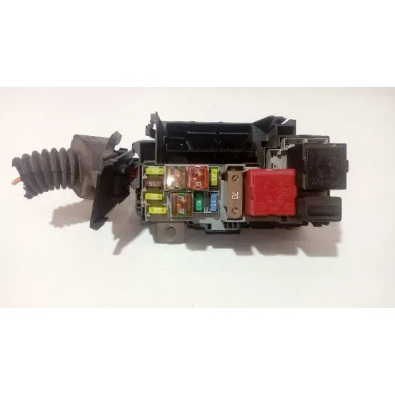 Caja Reles / Fusibles para Opel Corsa D