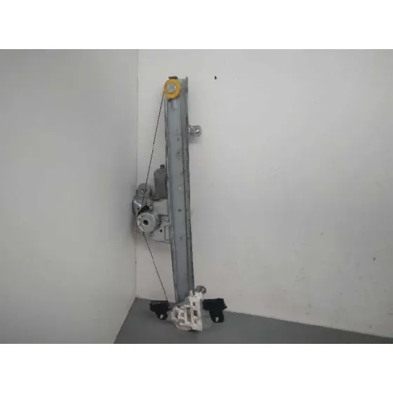 Elevalunas Delantero Izquierdo para Nissan Micra V (K14)