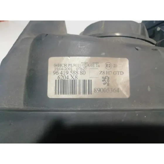 Faro Izquierdo para Peugeot 607 (S1)