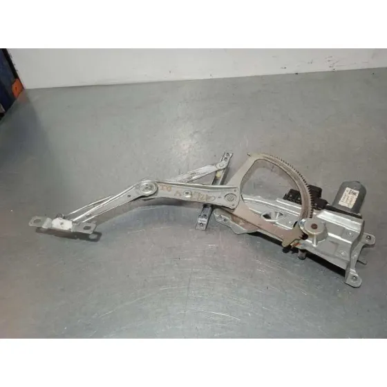 Elevalunas Delantero Izquierdo para Opel Astra H Ber.