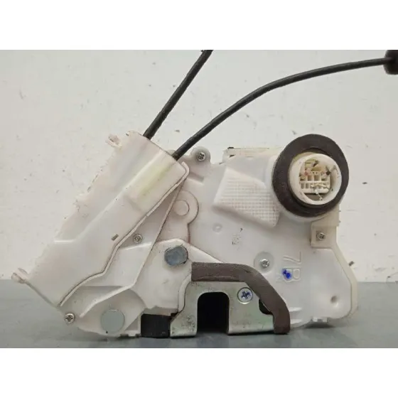 Cerradura Puerta Delantera Derecha para Toyota Prius (Nhw30)