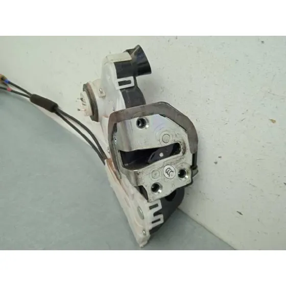 Cerradura Puerta Delantera Derecha para Toyota Prius (Nhw30)