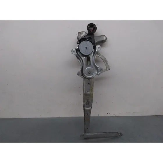 Elevalunas Trasero Derecho para Toyota Prius (Nhw30)