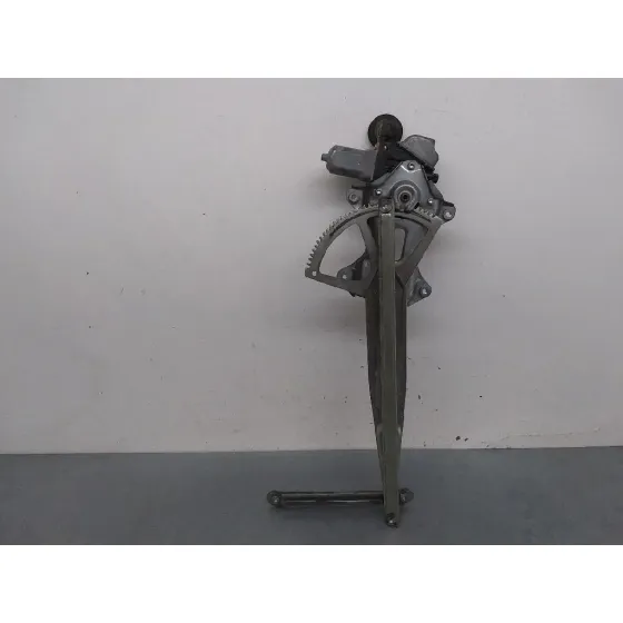 Elevalunas Trasero Derecho para Toyota Prius (Nhw30)