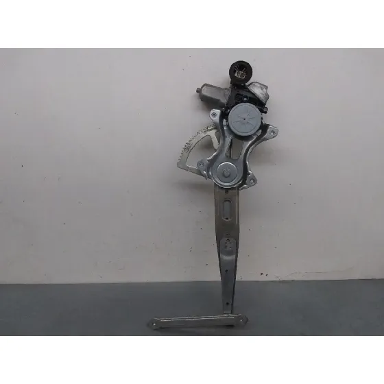 Elevalunas Trasero Izquierdo para Toyota Prius (Nhw30)
