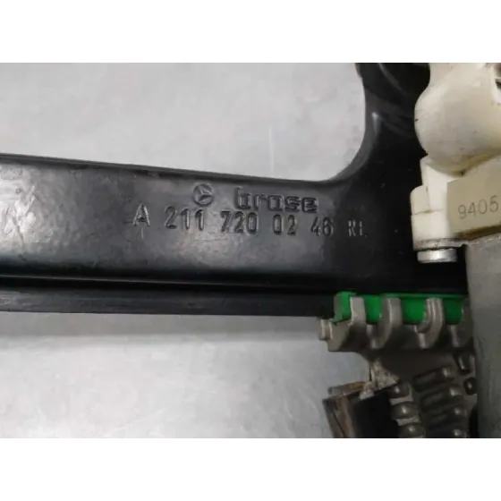 Elevalunas Delantero Derecho para Mercedes-Benz Clase E (W211) Berlina