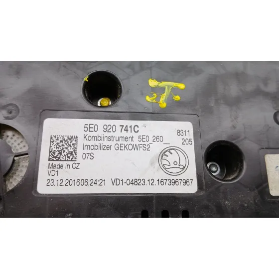 Cuadro Instrumentos para Skoda Octavia Lim. (5E3)