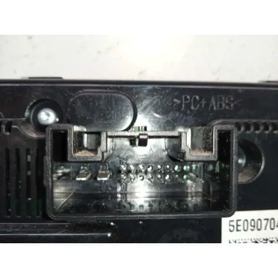 Mando Climatizador para Skoda Octavia Lim. (5E3)