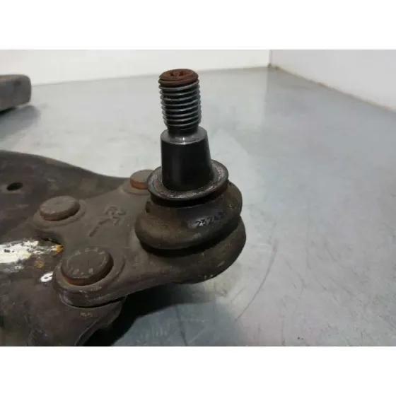Brazo Suspension Inferior Delantero Derecho para Skoda Fabia