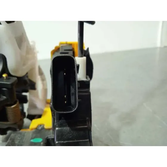 Cerradura Puerta Delantera Derecha para Kia Cee'd