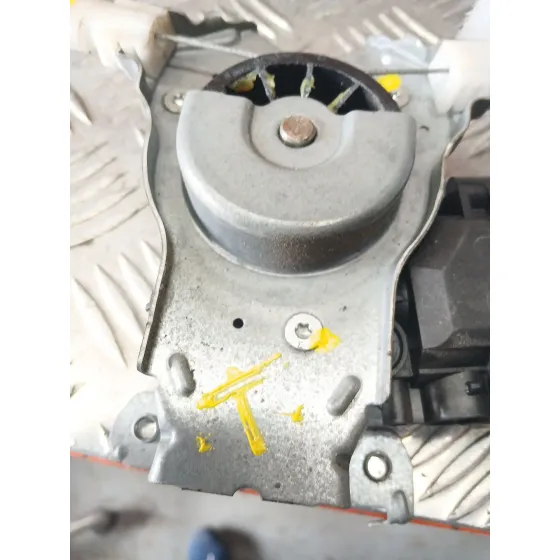 Elevalunas Trasero Derecho para Nissan Qashqai (J10)