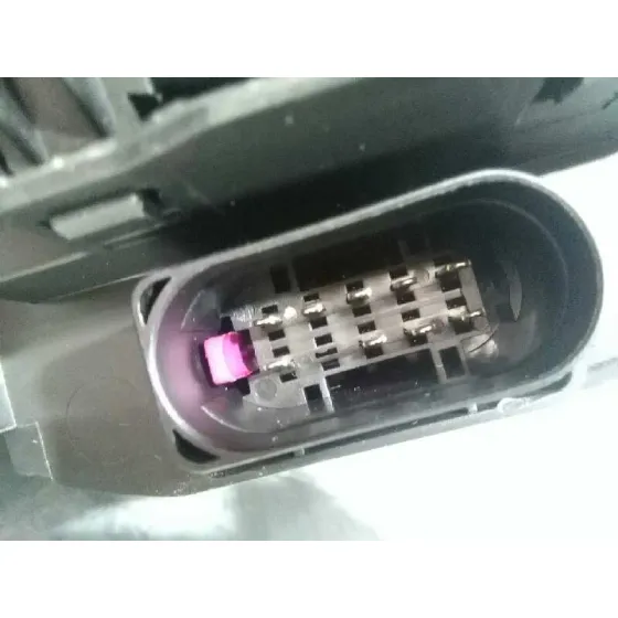 Faro Izquierdo para Audi A4 Berlina (8E)