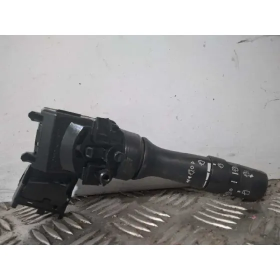 Mando Limpia para Toyota Verso