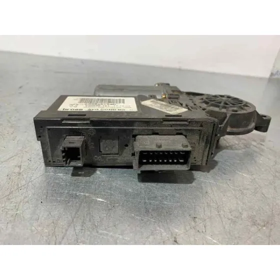 Motor Elevalunas Delantero Izquierdo para Peugeot 307 (S1)
