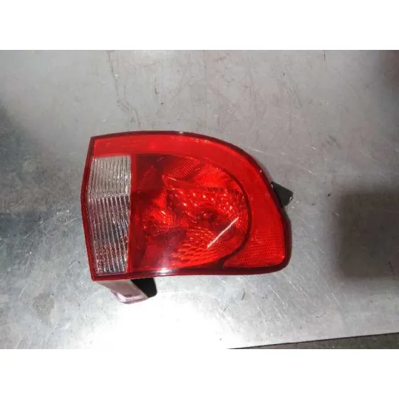 Piloto Trasero Izquierdo para Hyundai Getz (Tb)