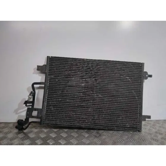 Condensador / Radiador Aire Acondicionado para Volkswagen Passat Berlina (3B3)