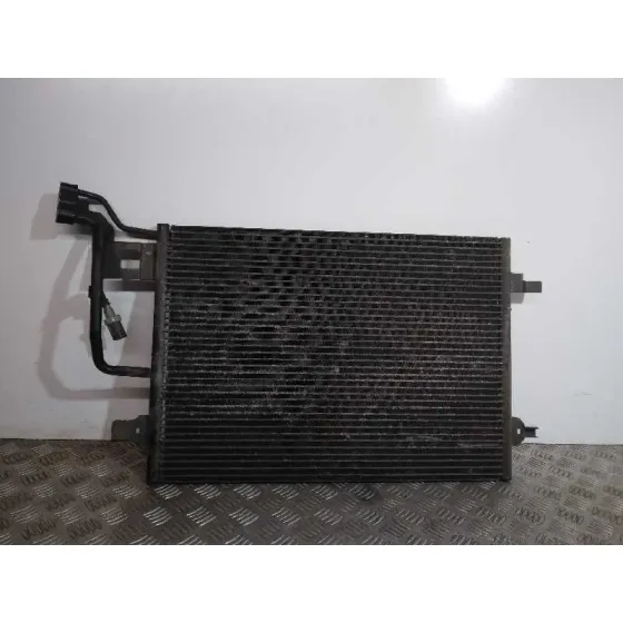 Condensador / Radiador Aire Acondicionado para Volkswagen Passat Berlina (3B3)